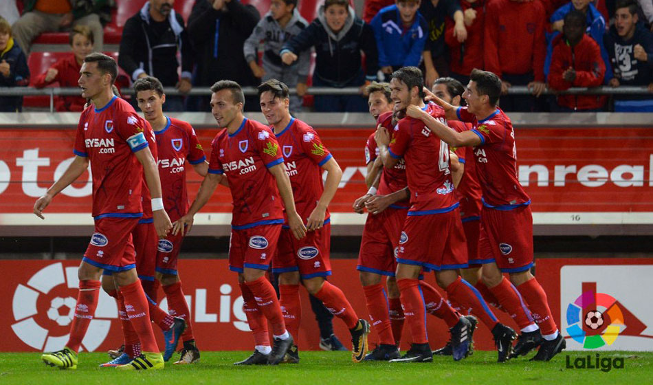 Reysan lança como patrocinador na camisa de CD Numancia