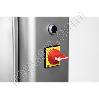 ESTAÇÃO DE DESINFECÇÃO AUTOMÁTICA DE BOTAS+SOLAS+MANUAIS