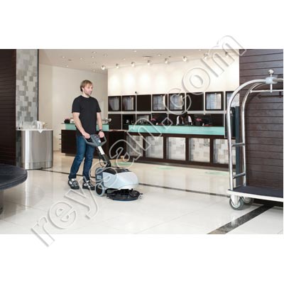 ESFREGADOR NILFISK SCRUBTEC 351